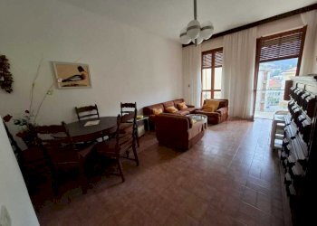 WhatsApp Image 2025-02-21 at 11.40.48 (1).jpeg - Appartamento Vico della Conceria 20, Alassio - foto 15