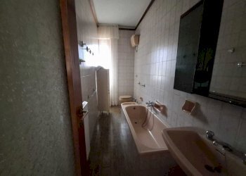 WhatsApp Image 2025-02-21 at 11.40.48 (2).jpeg - Appartamento Vico della Conceria 20, Alassio - foto 16