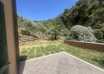 IMG_6357.JPEG - Villa Via Laiolo 50, Spotorno - foto 23