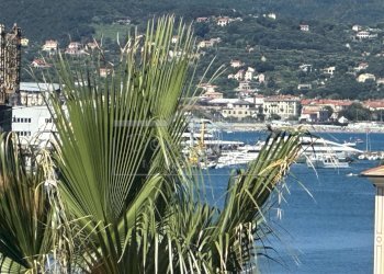 IMG_6241.JPG - Appartamento Via Orefici 3, Savona - foto 3