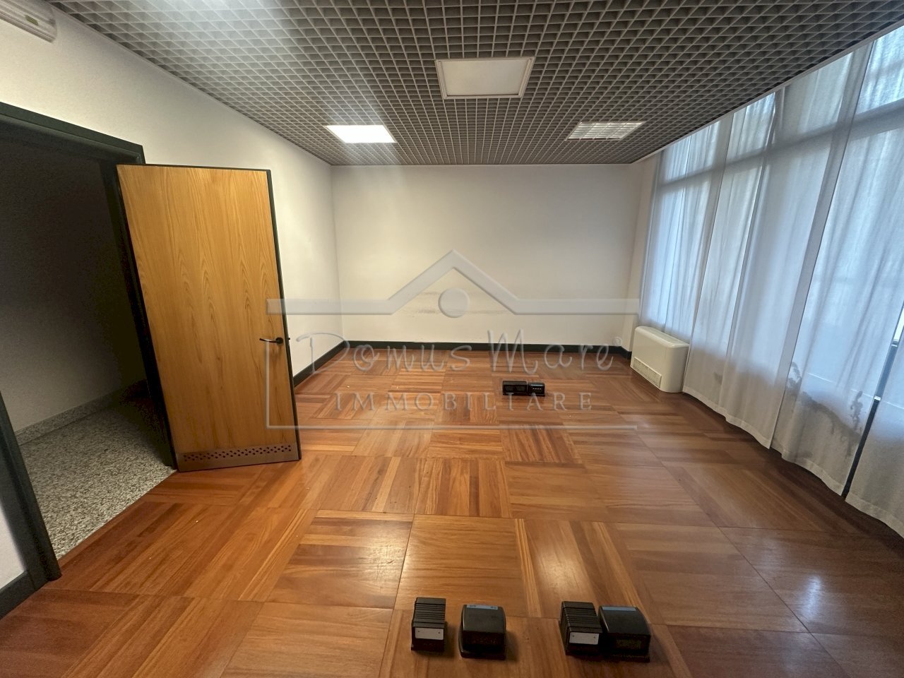 IMG_2912.JPG - Office via bartolomeo guidobono  137 r, Savona - photo 2