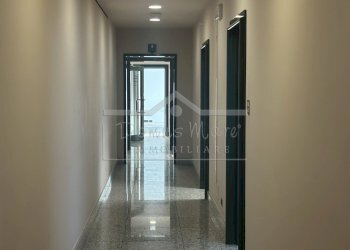 IMG_2894.JPG - Office via bartolomeo guidobono  137 r, Savona - photo 20