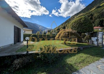 Giardino anteriore.jpg - Villa Via alla Piana 84, Cannobio - foto 3