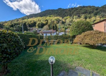 Giardino anteriore 2.jpg - Villa Via alla Piana 84, Cannobio - foto 7