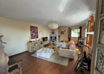 Sala con camino.jpg - Villa via per Cambiesso, Intragna - photo 18