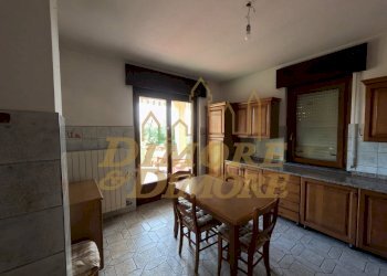 Cucina.JPG - Villa Via Piemonte 29, Arizzano - photo 11