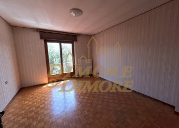 Camera da letto 3.JPG - Villa Via Piemonte 29, Arizzano - photo 17