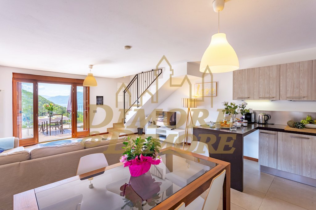 Villa Sereni view to terrace.jpg - Villa a Schiera Località Sant'Orsola 2, Dumenza - foto 3