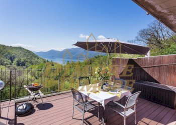 Villa Sereni outdoor dining.jpg - Villa a Schiera Località Sant'Orsola 2, Dumenza - foto 16