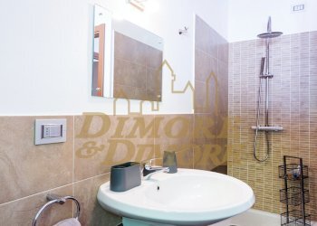 Villa Caruso family bathroom.jpg - Villa a Schiera Località Sant'Orsola 2, Dumenza - foto 9