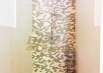 Villa Caruso shower.jpg - Villa a Schiera Località Sant'Orsola 2, Dumenza - foto 11