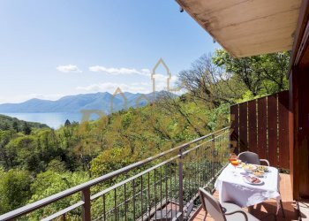 Villa Caruso balcony and view.jpg - Villa a Schiera Località Sant'Orsola 2, Dumenza - foto 17