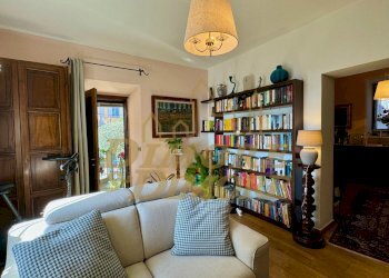 entrata.jpg - Portion of a house via firenze, Arizzano - photo 1