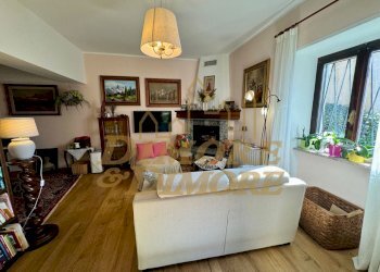 soggiorno.jpg - Portion of a house via firenze, Arizzano - photo 2