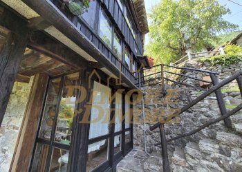 Accesso primo piano.jpg - Porzione di casa Ronchi Dentro, Vanzone con San Carlo - foto 6