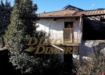 27657862_10215290945977513_1139533596841253028_n.j - Porzione di casa vicolo san giulio, Lesa - foto 3