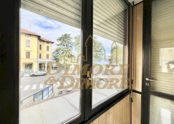 Vista - Quadrilocale Piazza Garibaldi 10, Luino - foto 10