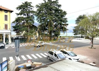 Vista dal balcone - Quadrilocale Piazza Garibaldi 10, Luino - foto 19