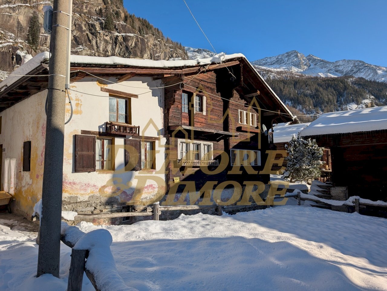 Copertina facciata frontale.jpg - Villa Via Monte Rosa, Macugnaga - foto 1
