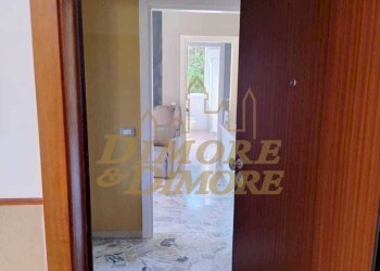 Porta d\'ingresso.jpg - Trilocale Via Cappelletta II 51, Ceriale - foto 2