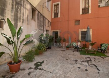 1-4000.jpg - Appartamento Via Alessandro Pino 2, Monteroni di Lecce - foto 1