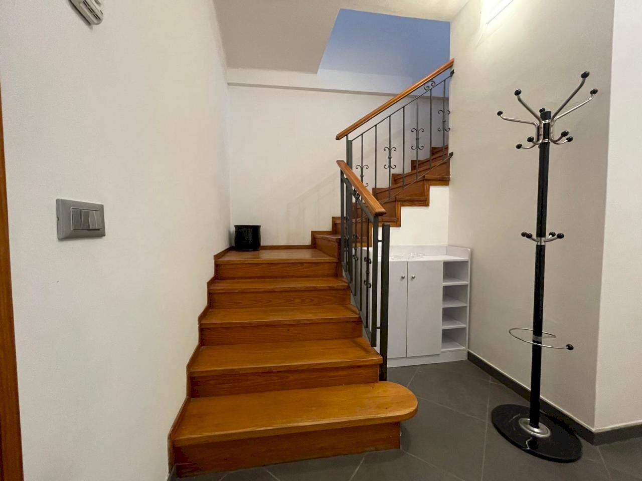 scala interna - Two-room apartment Centro, Alassio - photo 3