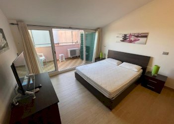 camera da letto - Bilocale Centro, Alassio - foto 17