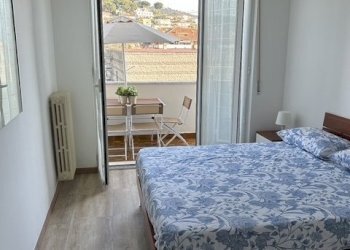 camera da letto - Bilocale Andora - foto 5