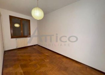 WhatsApp Image 2025-05-27 at 18.40.10 (1).jpeg - Villa a Schiera Viale Tre Martiri RO, Rovigo - foto 5