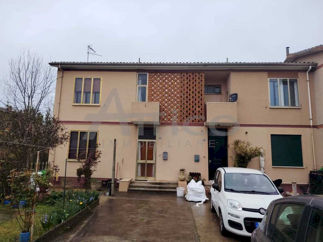 4.jpg - Casa indipendente Canaro RO, Canaro - foto 1