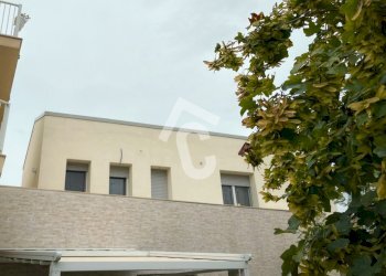 829DC924-2E28-42A7-A0A5-28A9241F9E6D.jpeg - Quadrilocale Jesi - foto 2