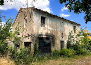 917305BA-4CC6-4269-8764-E715DE943056.jpeg - Casale Monte Roberto - foto 5