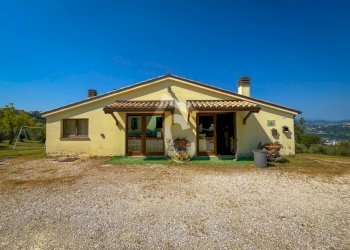 C155DE94-0145-4D0A-81DD-EB13869C726C.jpeg - Casale Maiolati Spontini - foto 22