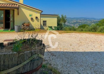 525A7D45-3F66-4AB4-AA6A-E7AA55346E9C.jpeg - Casale Maiolati Spontini - foto 29