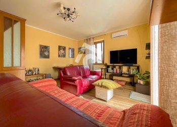 CB704178-C328-4583-865E-CAD6CB1B85EA.jpeg - Quadrilocale Montecarotto - foto 14