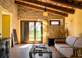 68F509C0-D6BB-4FC5-8232-93E87DAD3B16.jpeg - Casale Serra San Quirico - foto 1