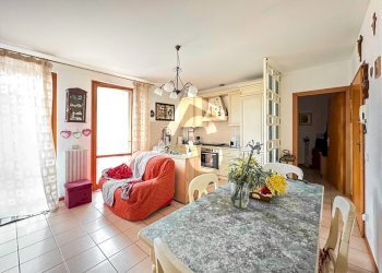 E4BB7EB1-54C2-454D-95A9-6DD9A7B9ED54.jpeg - Trilocale Jesi - foto 1