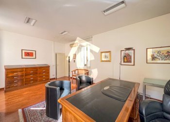 4EB9E04E-F4D7-4E30-9CAD-176E96EF34BD.jpeg - Quadrilocale Jesi - foto 3