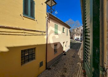 C1FAAF34-EB79-471F-8EEC-187811F18D5E.jpeg - Casa indipendente Jesi - foto 18