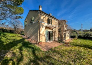 5CC78454-06F7-4200-9682-F4103C4CF7DE.jpeg - Casale Jesi - foto 1