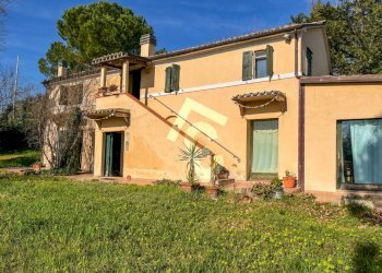 62B5D5FC-1CEE-448D-ADAA-F983872F779A.jpeg - Casale Jesi - foto 3