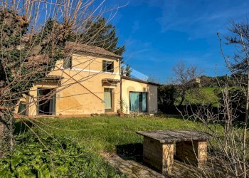 2F0F0D4A-1E3F-451D-8BB9-5A4ADC18AE13.jpeg - Casale Jesi - foto 6