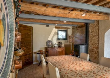 93B6CE12-53E5-4BA9-9937-37ECAC451F7B.jpeg - Casale Jesi - foto 11