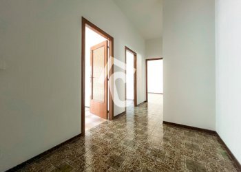 4310CC5C-6EA3-4D56-AC1E-F7A3B983B964.jpeg - Trilocale Jesi - foto 3