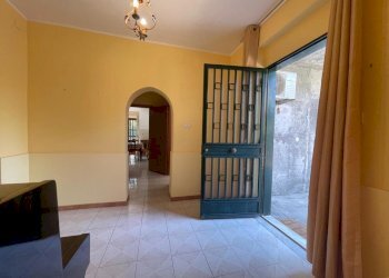 WhatsApp Image 2025-08-26 at 19.02.30.jpeg - Trilocale Tremestieri Etneo - foto 9