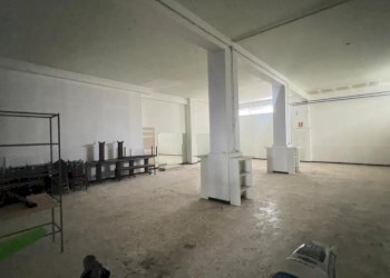 WhatsApp Image 2025-07-04 at 08.47.34.jpeg - Locale Commerciale San Gregorio di Catania - foto 3