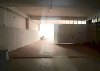 WhatsApp Image 2025-07-04 at 08.47.35 (1).jpeg - Locale Commerciale San Gregorio di Catania - foto 4