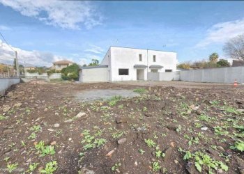 WhatsApp Image 2025-12-18 at 11.41.32.jpeg - Villa Aci Bonaccorsi - foto 9