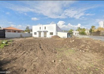 WhatsApp Image 2025-12-18 at 19.37.55 (1).jpeg - Villa Aci Bonaccorsi - foto 10