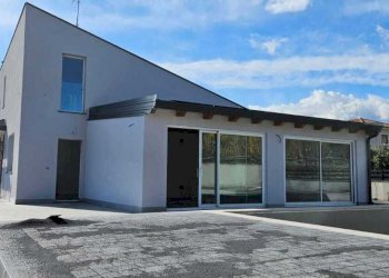 WhatsApp Image 2026-03-19 at 19.40.39.jpeg - Villa Aci Bonaccorsi - foto 1